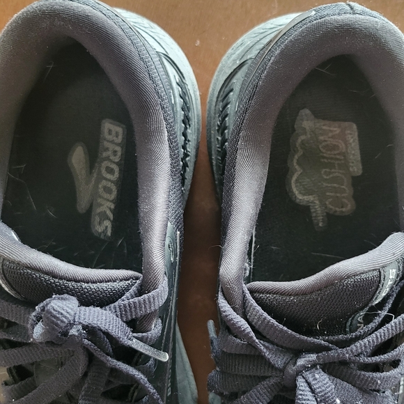 Brooks Adrenaline GTS 23 Womens 8.5 Tennis Shoes - Picture 4 of 6